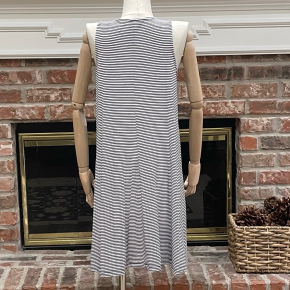 Old Navy black and white pinstriped midi dress / S / NWOT - Picture 5 of 11